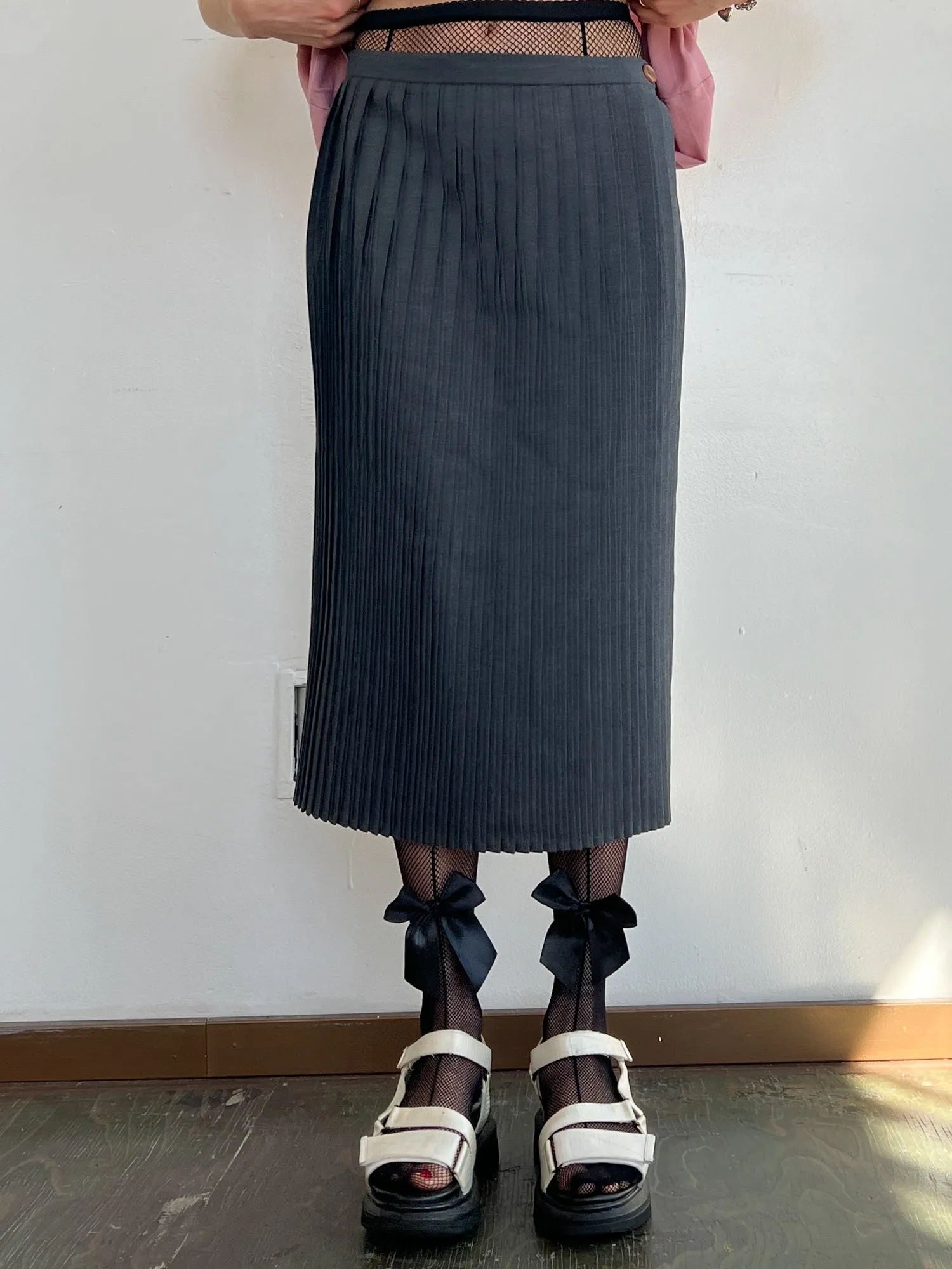 Gray Knite Pleat Long Skirt (M)